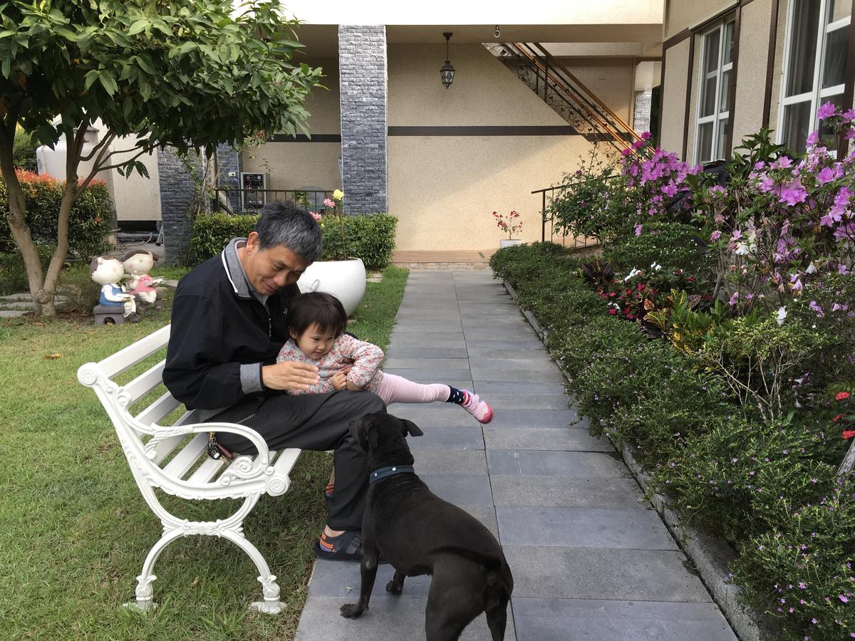 Champs Yazuh B&B จี๋จี๋ ภายนอก รูปภาพ