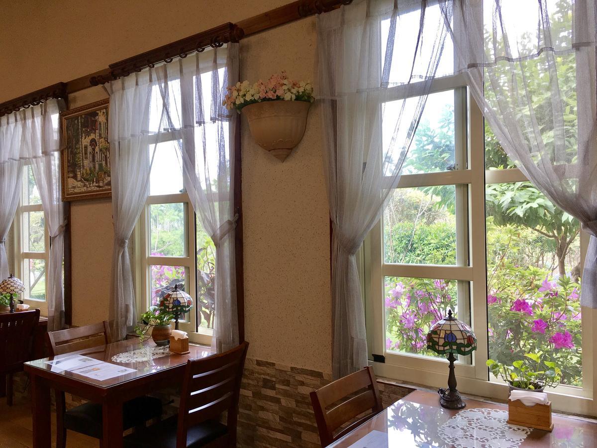 Champs Yazuh B&B จี๋จี๋ ภายนอก รูปภาพ