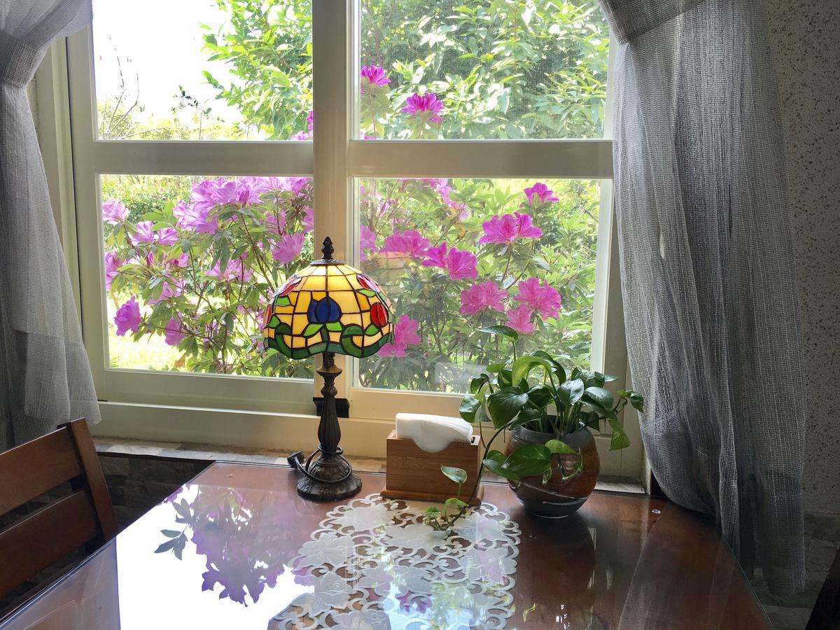 Champs Yazuh B&B จี๋จี๋ ภายนอก รูปภาพ