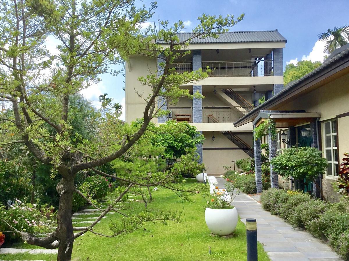 Champs Yazuh B&B จี๋จี๋ ภายนอก รูปภาพ